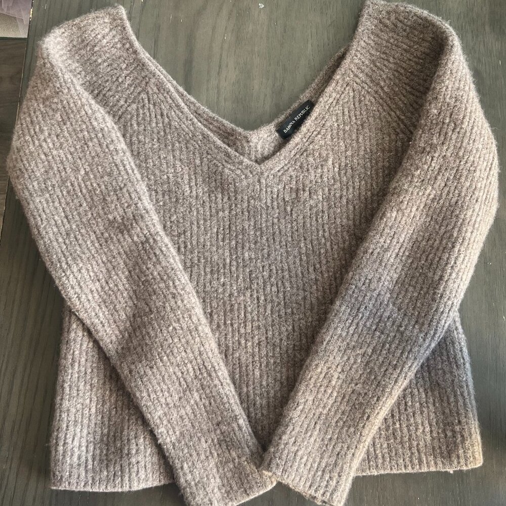 Banana Republic Wide V-Neck Merino Wool Blend Sweater